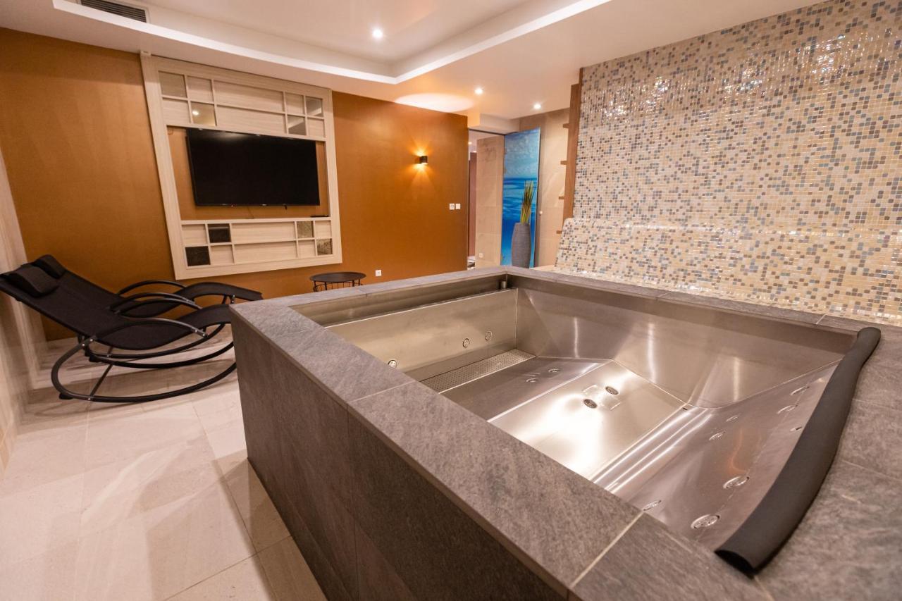 Arena Apartments Havlíčkŭv Brod Esterno foto